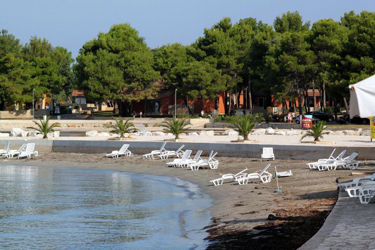 Apartments With A Parking Space Umag - 7666 외부 사진
