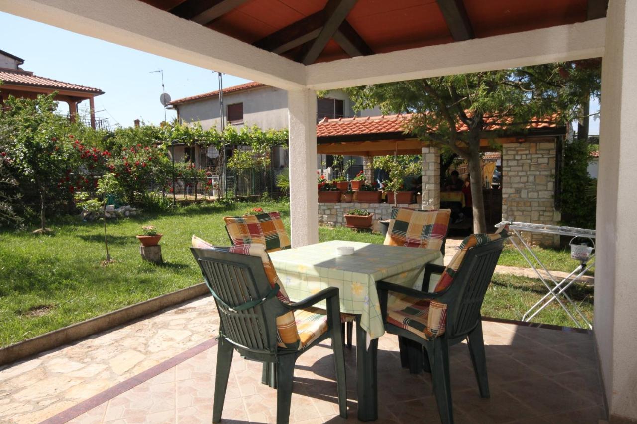 Apartments With A Parking Space Umag - 7666 외부 사진