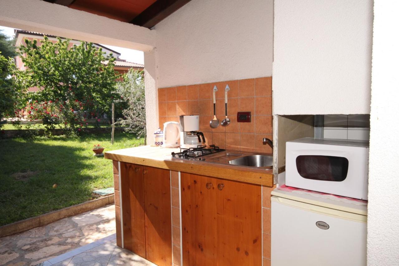 Apartments With A Parking Space Umag - 7666 외부 사진