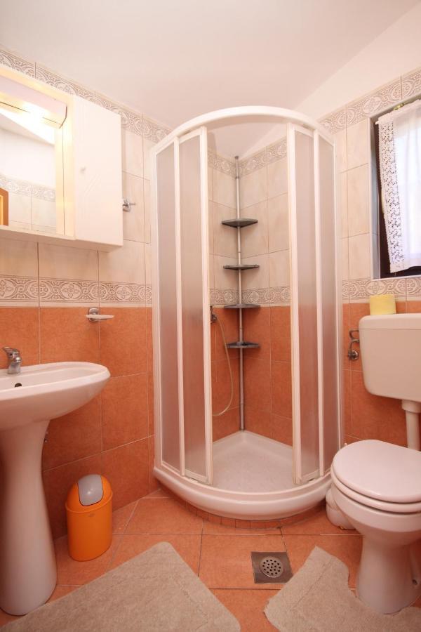 Apartments With A Parking Space Umag - 7666 외부 사진