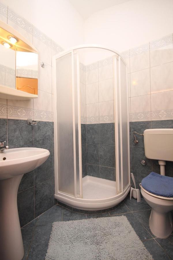 Apartments With A Parking Space Umag - 7666 외부 사진